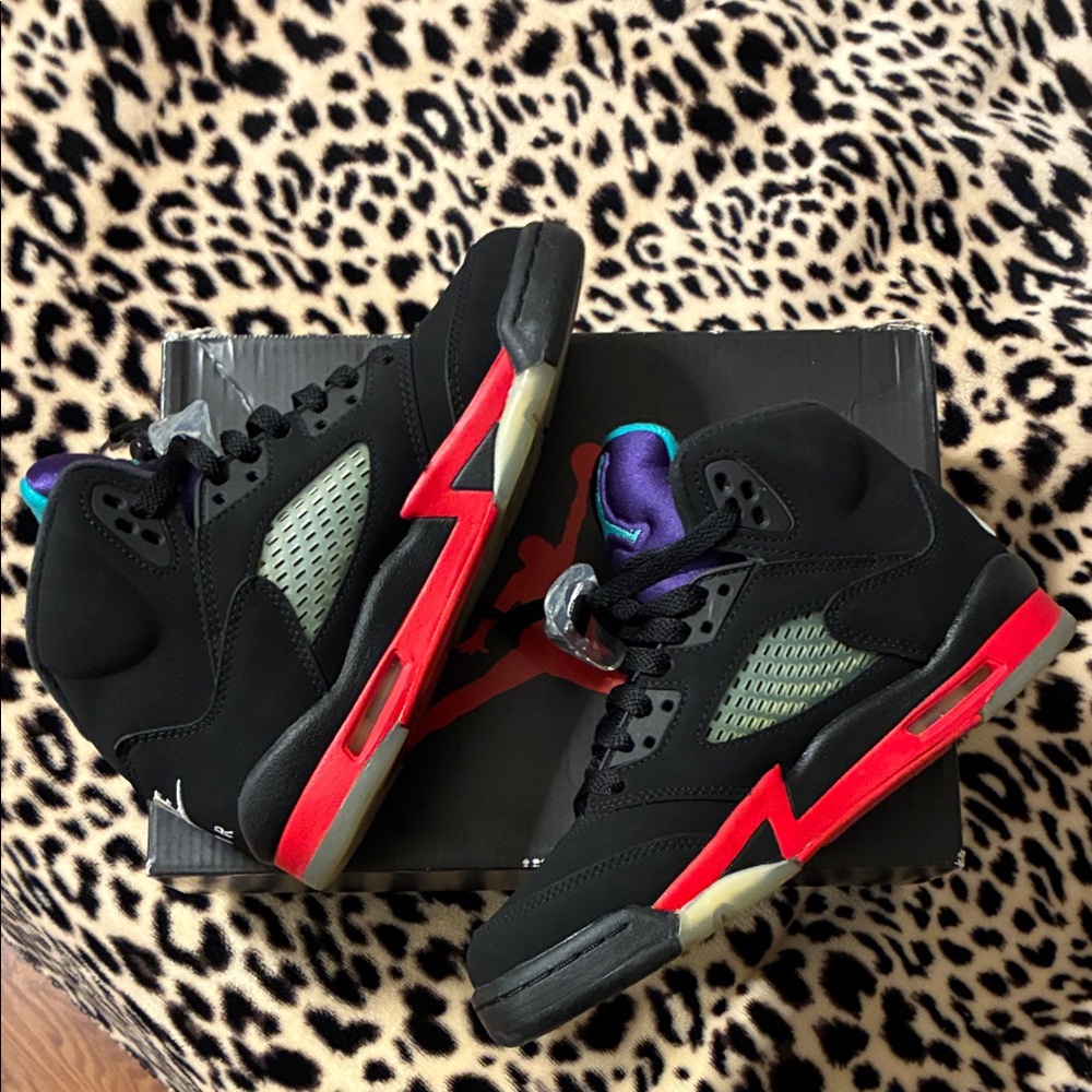 🎀 Jordan retro 5 🎀
